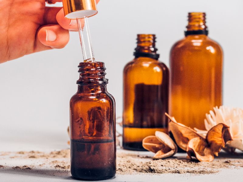 Best carrier oils for natural perfume making